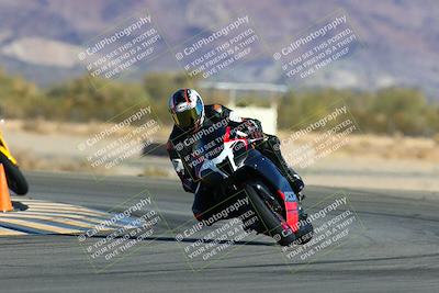 media/Jan-09-2022-SoCal Trackdays (Sun) [[2b1fec8404]]/Turn 14 (10am)/